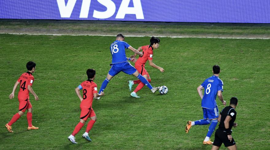 Italy 2-1 Korea Republic